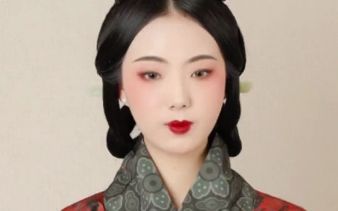 秦汉时期女性的汉服造型