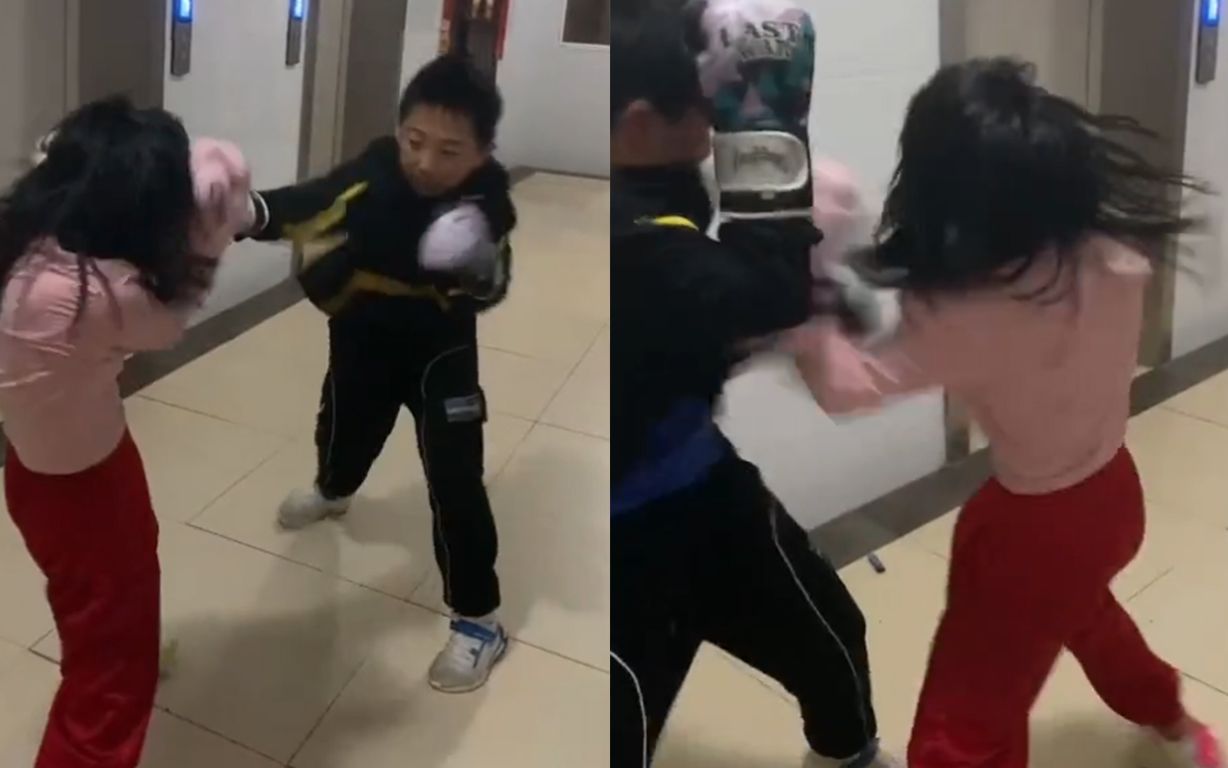 拳套越粉打人越狠！11岁妹妹和哥哥练拳击，拳速力量令人惊叹