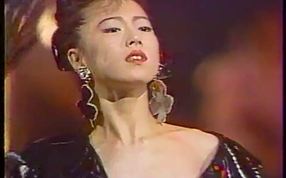 中森明菜】 TATTOO 第7回メガロポリス歌謡祭1988.7.1-哔哩哔哩
