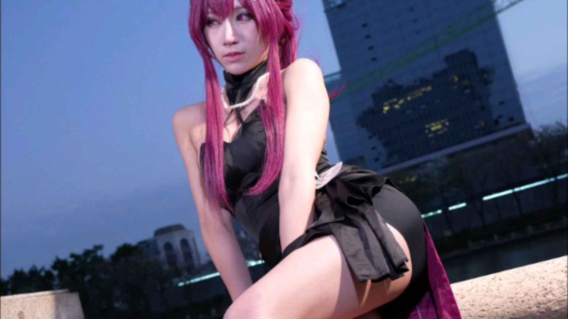 【Kafka Dress】- Showcases Long Legs, Black Dragonfly at Comic Expo