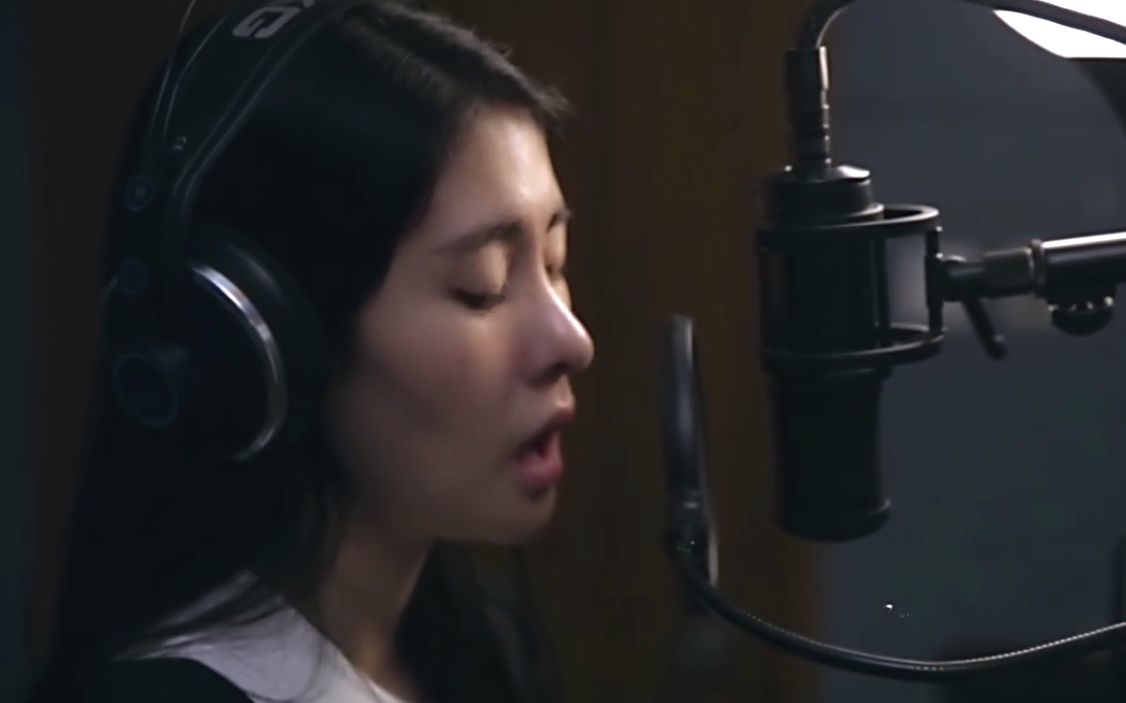 张碧晨《渡红尘》好听陶醉,就喜欢听这种旋律的歌曲!