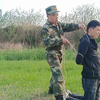 抓住小偷如何捆绑?张教官详细教学，结果很难挣脱开