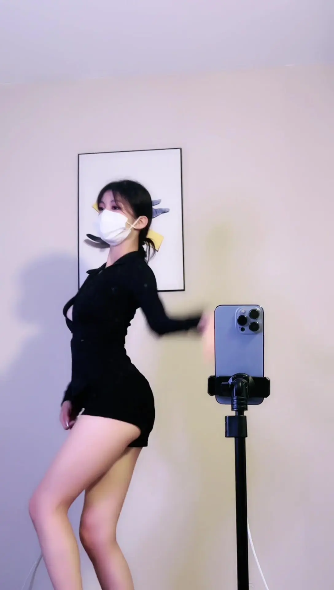 douyin_兮兮好饿哦20230422024553