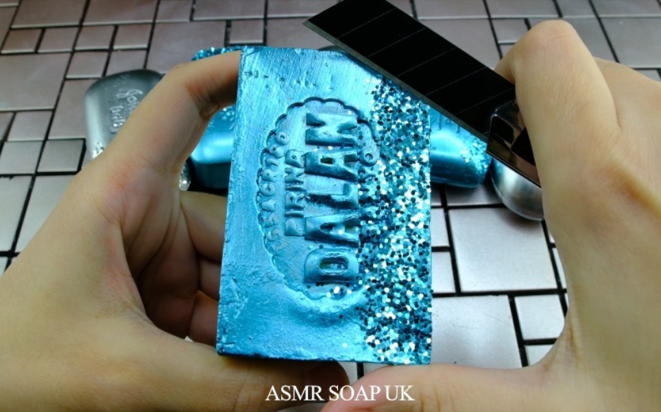【刮肥皂】硬皂 闪耀漆皮蓝！ SOAP UK 20210108