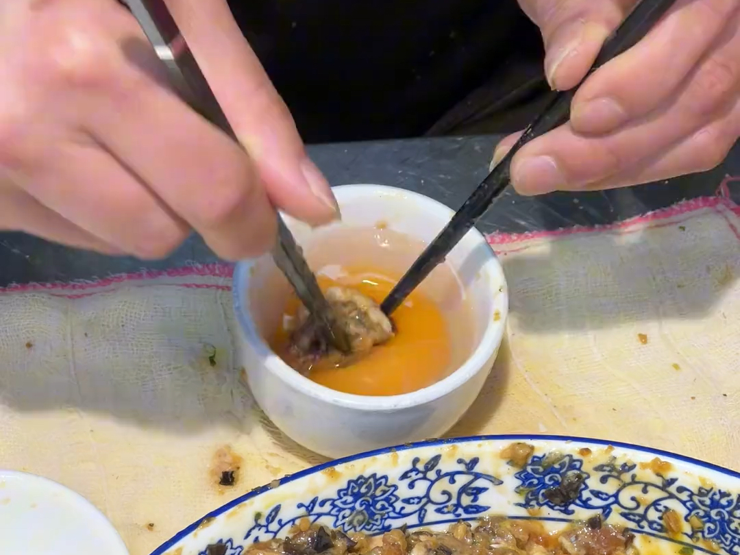 非遗灌蛋｜一颗鸭蛋藏乾坤，百年手艺“银包金”