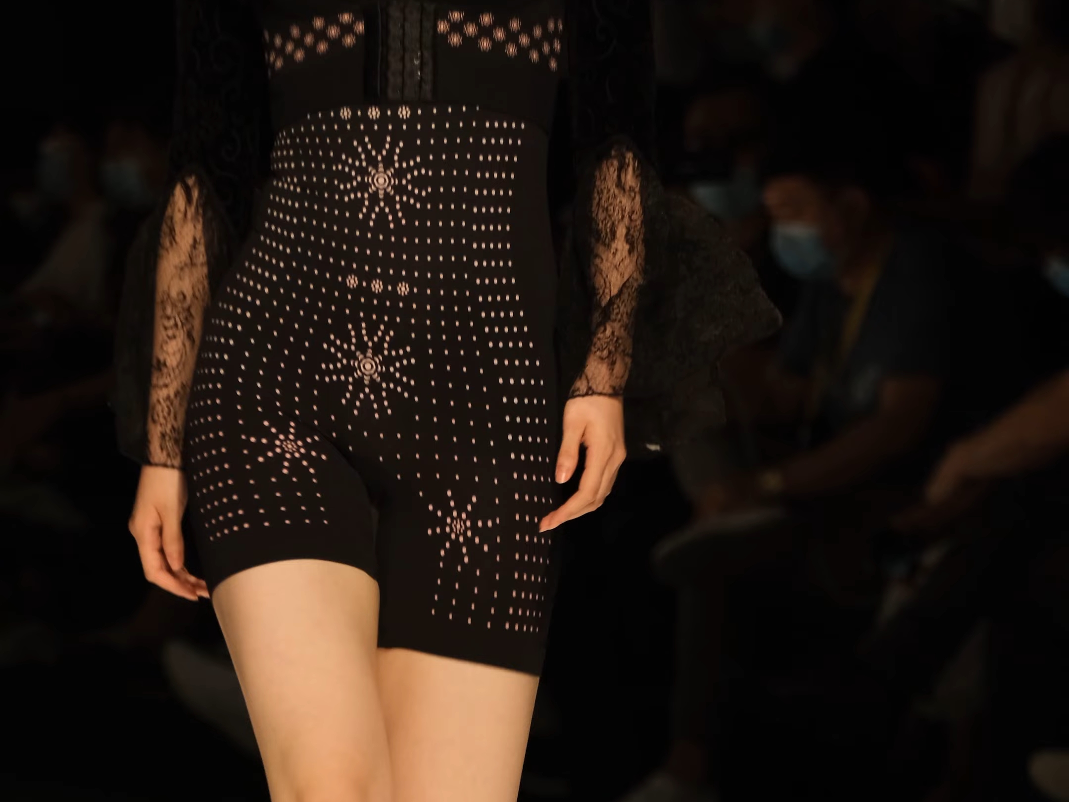 【广场舞舞王王王】我的最新作品，快来一睹为快！