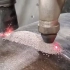 埋弧焊（SAW）通常在自动或机械模式下运行，是一种电弧在助焊剂层下燃烧进行焊接的方法。