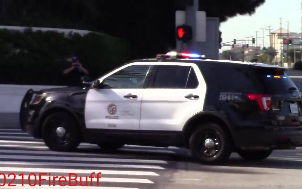 lafd ra unit(医护小组)&lapd两辆福特探险者同时出警