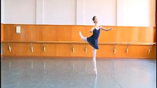 北京舞蹈学院芭蕾舞考级第八级 变奏四