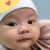露齿笑，宝宝可爱原来是因为没牙哈哈哈