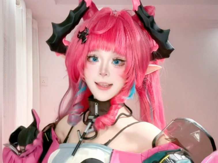 卡点的小龙娘 喜欢～