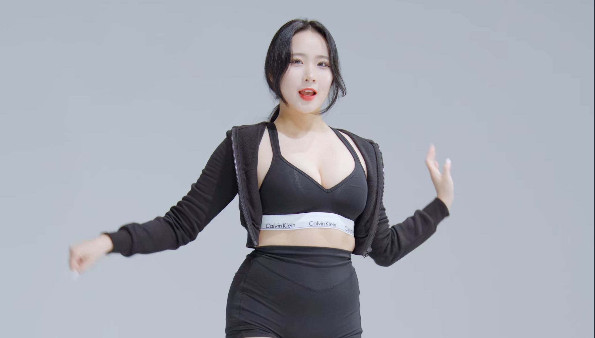 郑仁Jeongin Girls 220926