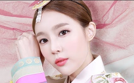 【韩国美妆】展现透明肌肤和深邃大眼的韩服妆容分享 shantokki