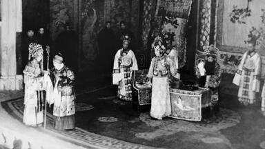 【京剧】《全本·红鬃烈马》<em class="keyword">梅兰芳</em>、尚小云、程砚秋、黄桂秋、张君秋、李玉茹、魏莲芳、李多奎、李盛泉、方英培、周信芳、谭富英、杨宝森、李盛泉、萧长华、朱斌仙.主演