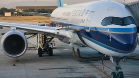 机场飞机起飞和降落的视频 1b11499f066e70fb5449ef18d60cd793899d882c.jpg@280w_158h_1c_100q.jpg