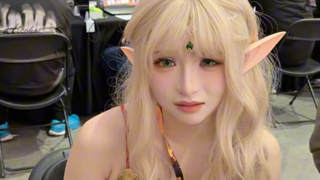 牌佬果然不近女色
