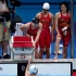 中国女子4X200米自由泳接力赛夺金，并打破世界纪录！