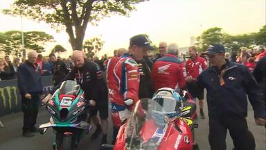 <em class="keyword">TT</em> 2025：Superstock <em class="keyword">TT</em> (超级厂车组)第一场 和 Supertwin <em class="keyword">TT</em> （超级轻量组）比赛 1