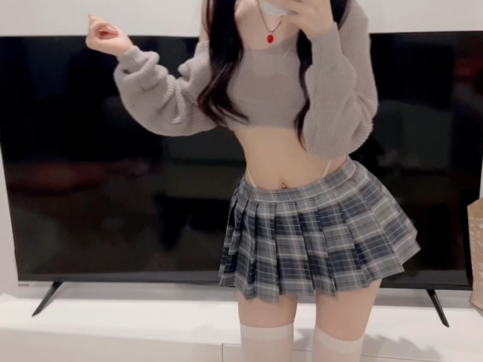 [Soft girl cat cat has become an adult] The latest video is online, begging for attention!