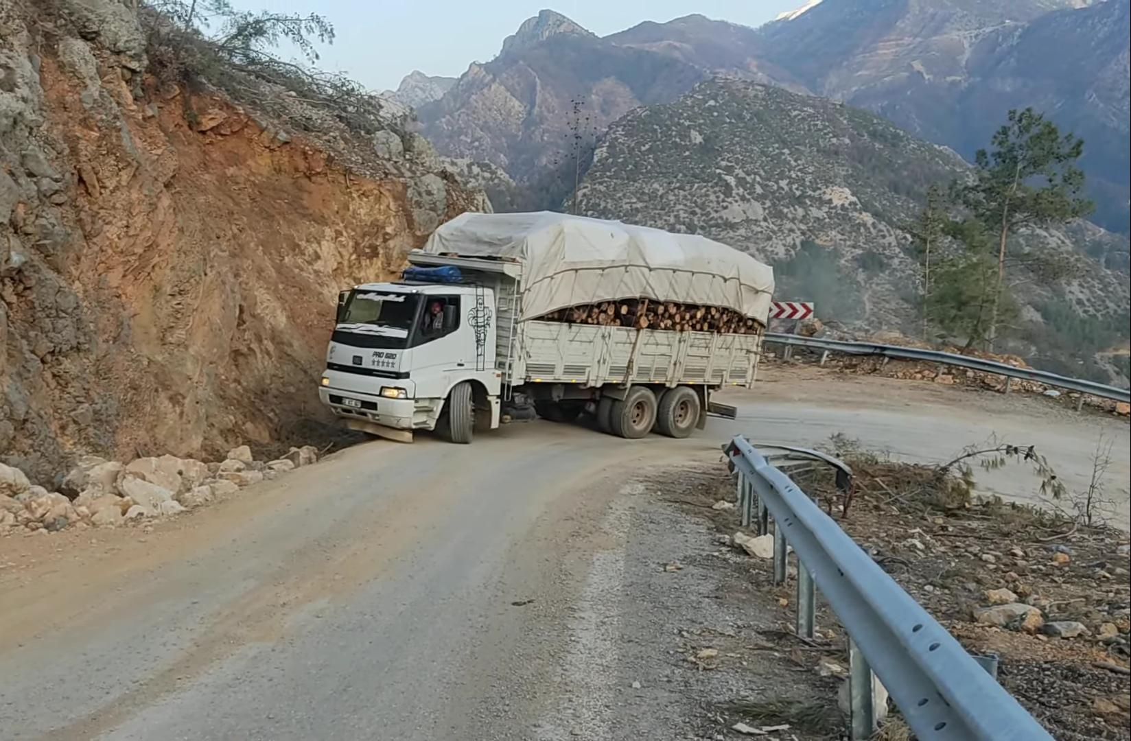 土耳其山区木材运输（五）
