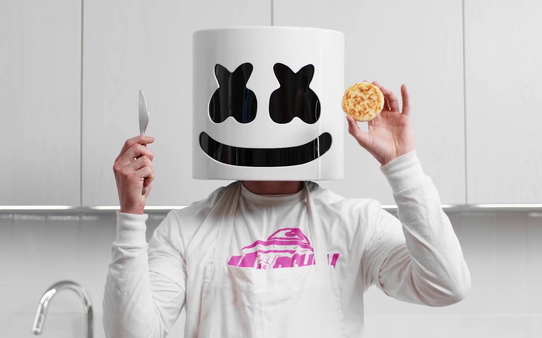 第15集 英式烤面饼 cooking with marshmello - british crumpets【小