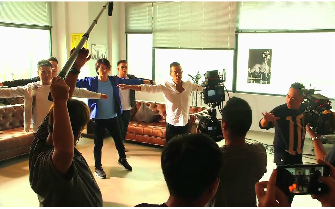 Yeti 汽车拍摄花絮视频在线观看_ 放肆吧