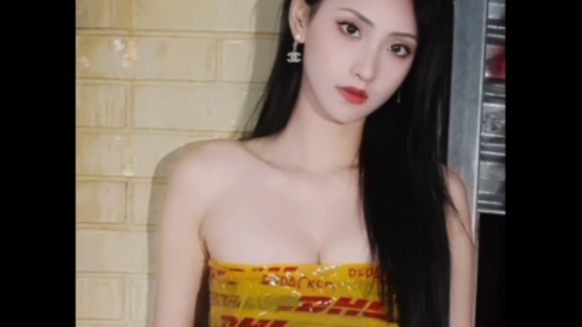 小姐姐为时尚献身/杨雯雅