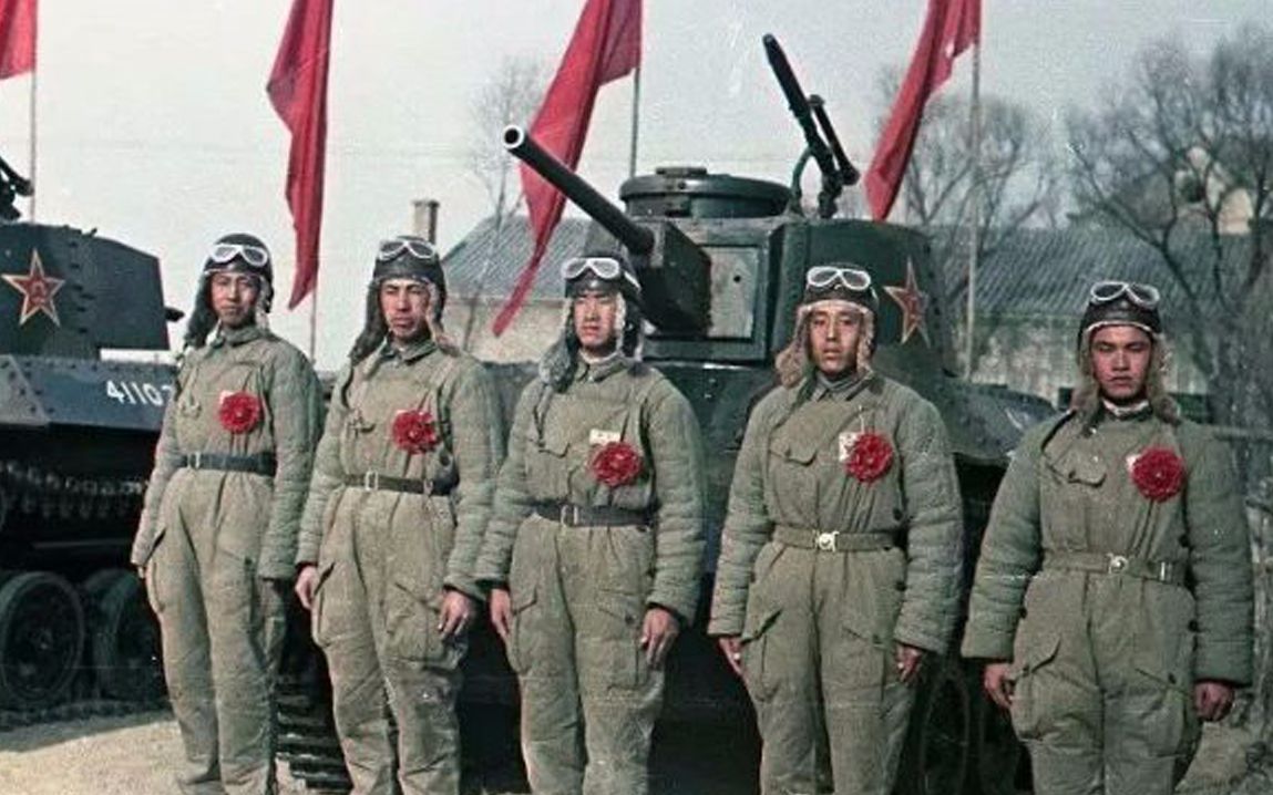 苏联人镜头下的解放军：虽是万国牌武器，一股精气神无可匹敌