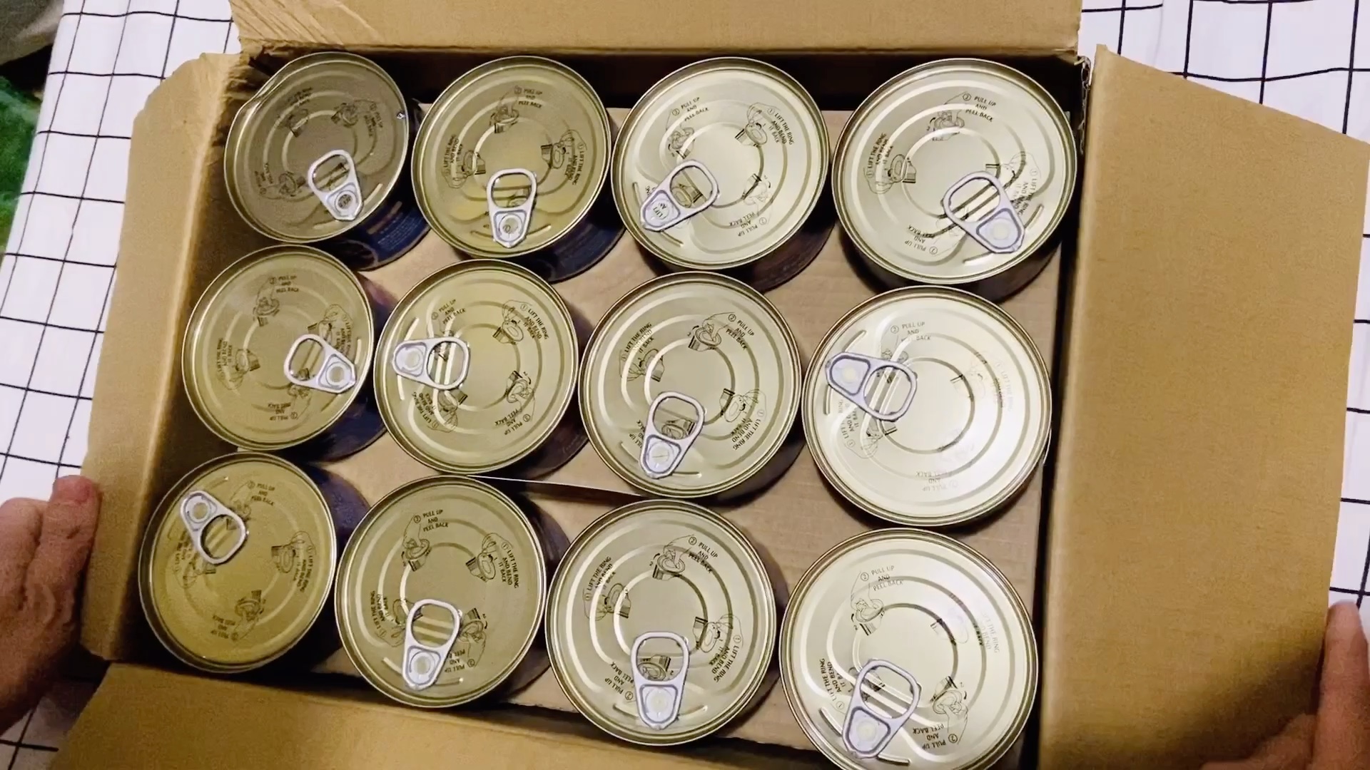 麦富迪猫罐头测评，视频自己剪的比较垃圾请谅解……