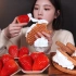 【Eat with boki中字】 巨型草莓+苹果肉桂巧克力花生酱华夫饼