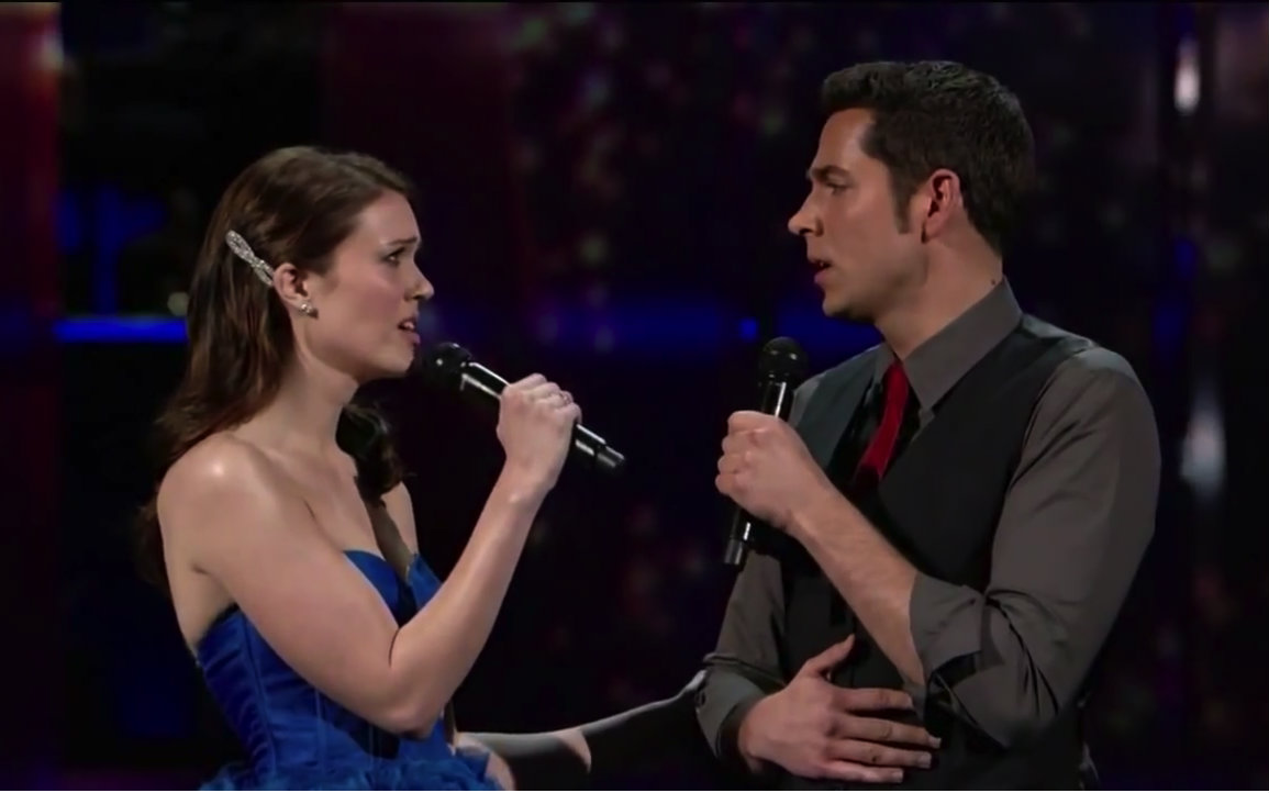 Mandy Moore Zachary Levi I See The Light