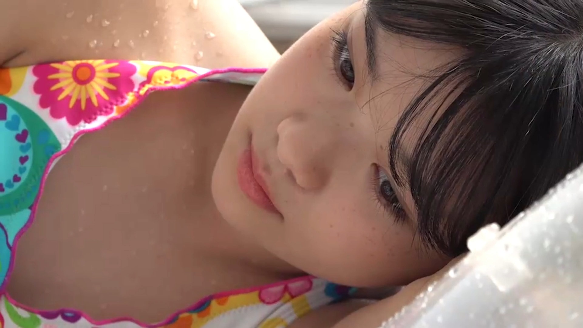 Shinya Imaizumi Bikini Show