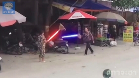 碰瓷被反杀 206cb9f7c28c4679a67690b0fa2477afa5b462bc.jpg@280w_158h_1c_100q.jpg