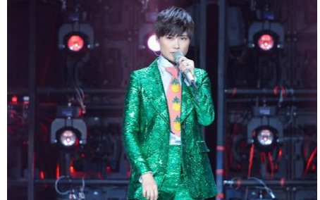 李宇春 不同bgm下的普通disco舞蹈