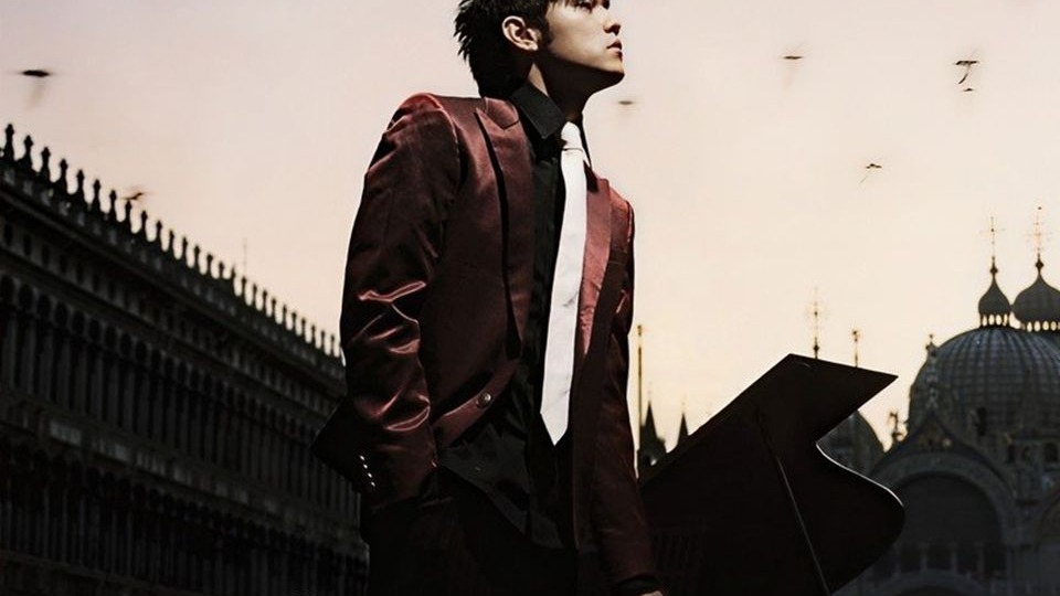 周杰伦《发如雪》高质量立体声纯伴奏