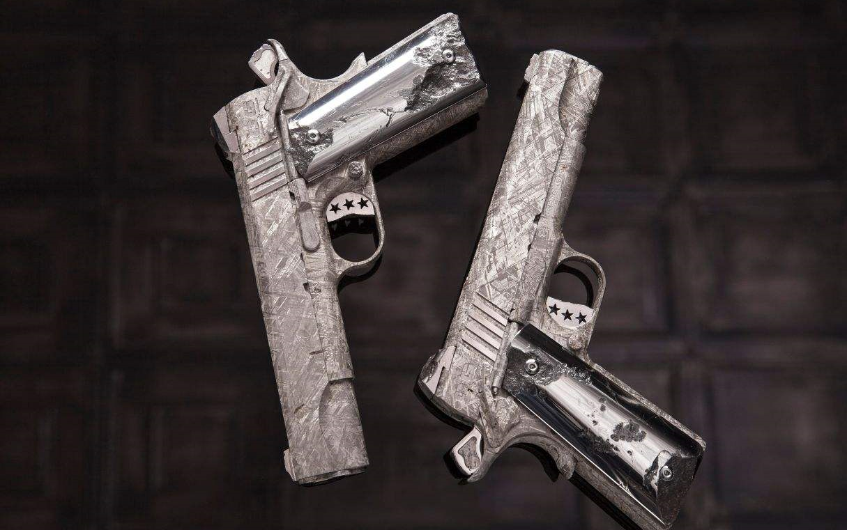 拆解绝地求生中p1911的原版枪