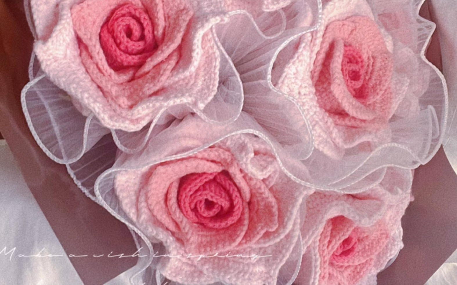 渐变色玫瑰花教程 上集 钩针手工毛线编织创意毛线永生花 - 哔哩哔哩