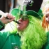 世界最“绿”的节日：为了纪念这个好男人，大家戴绿帽穿绿衣！