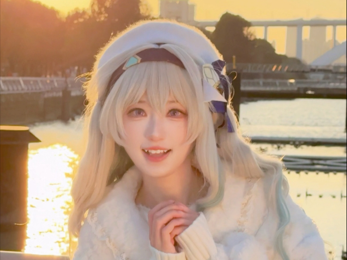 Fireflies invite you to a winter rendezvous