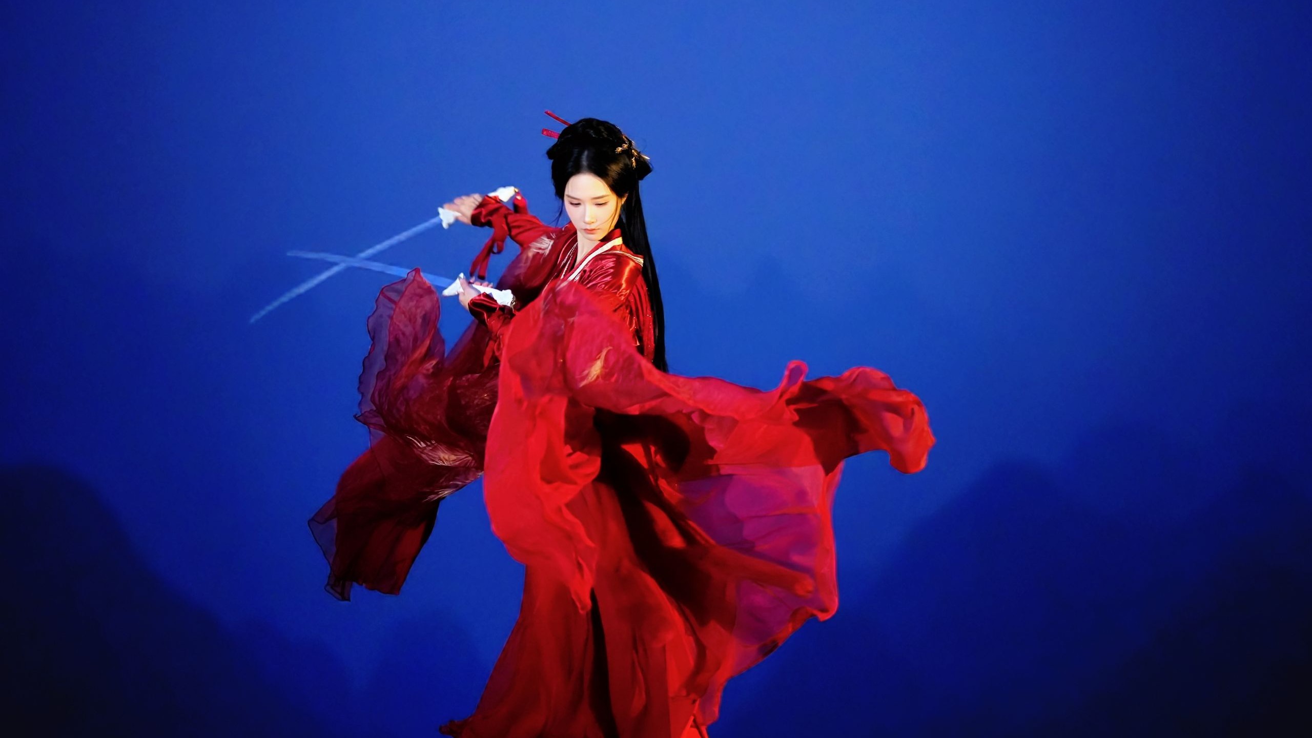 外网热评：你这背景是假的吧！