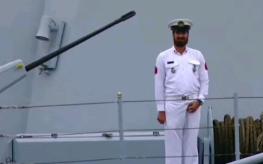 伊朗海军在俄罗斯阅兵极度尴尬瞬间