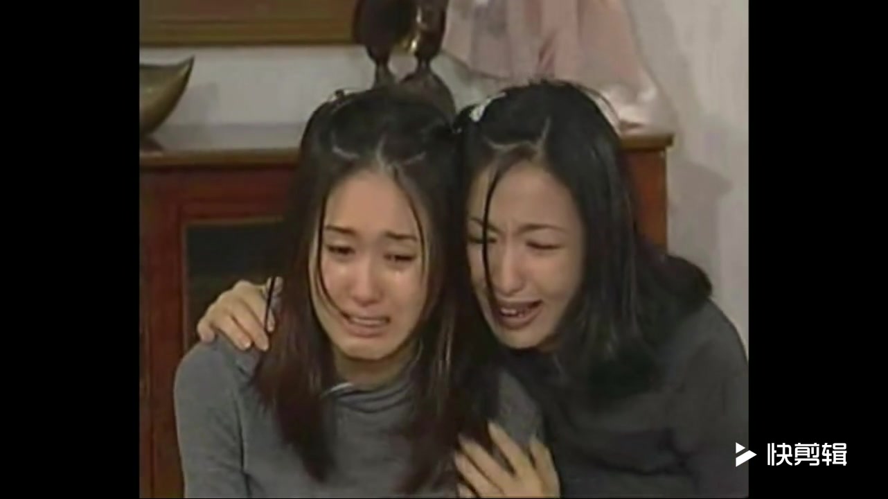 【看了又看央配版】银珠绝食,金珠哀求奶奶答应妹妹婚事