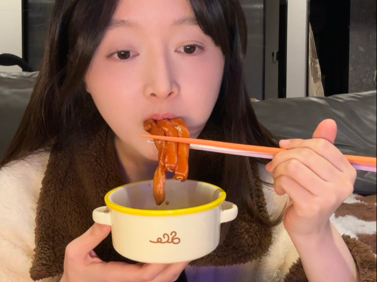 独居女孩的夜宵分享，还下酒！