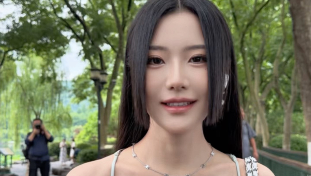 “你一句春不晚，我便到了真江南”#fitcheck #女帝 #西湖 #旅游