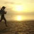 空镜头视频素材 人物海边夕阳奔跑 素材分享