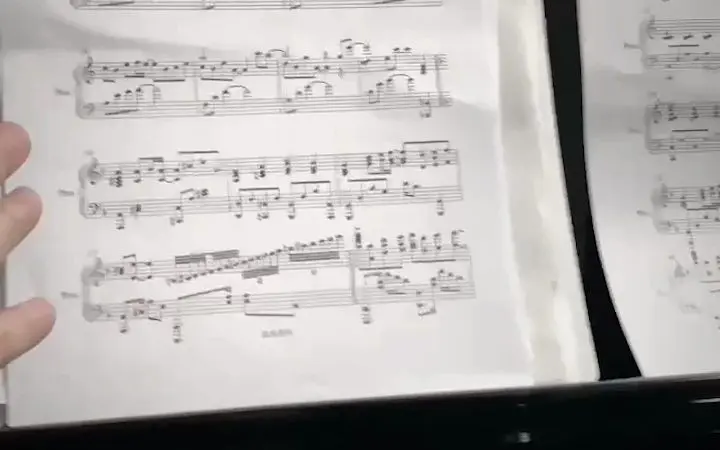 黄老师钢琴演奏，再一次意外地把她弄哭了（太可爱了）#音乐留学