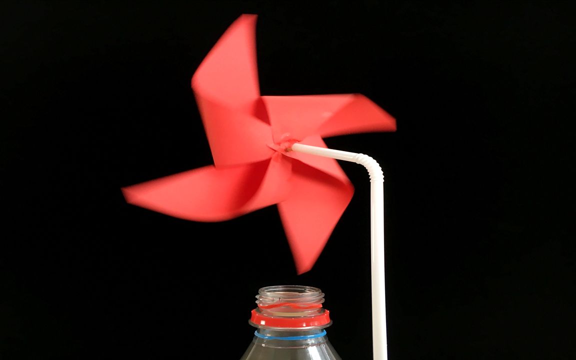 魔力科学小实验，用塑料瓶做个动力风车，一根蜡烛就能转起来！
