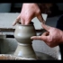 日本手工传统陶艺老艺人制作陶瓷技艺高超教你玩泥巴的正确姿势
