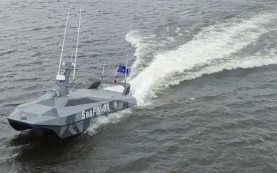 全球首条“双M型”高速智能无人艇