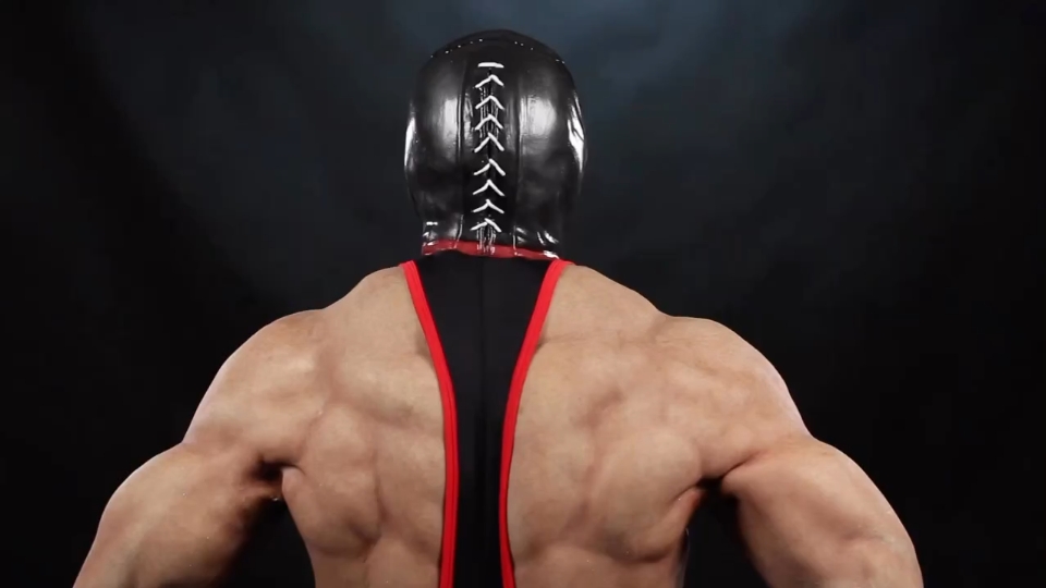 WWE 肌肉衣+面具